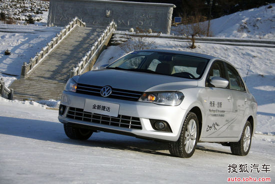 黎宏丹走访慰问老干部|太阳成集团tyc7111cc(图3) 太阳成集团tyc7111cc