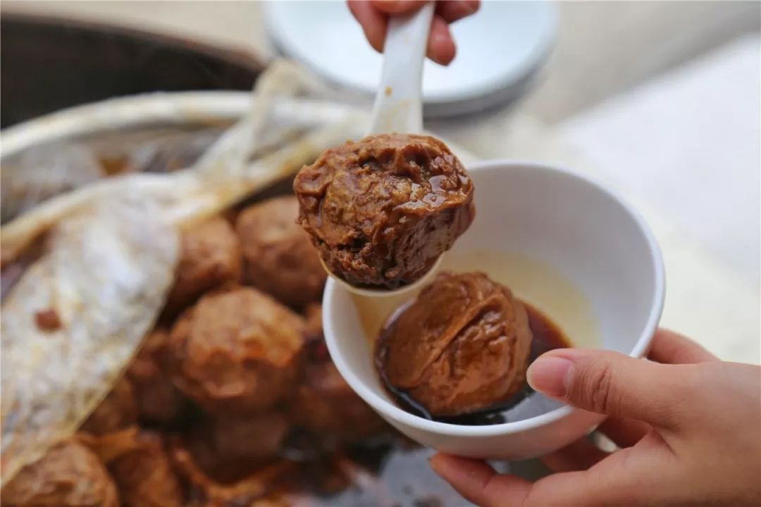 万古神帝:老尸鬼被大尊封印,大尊留下什么给若尘?天尊神源_太阳成集团tyc7111cc(图1) 太阳成集团tyc7111cc