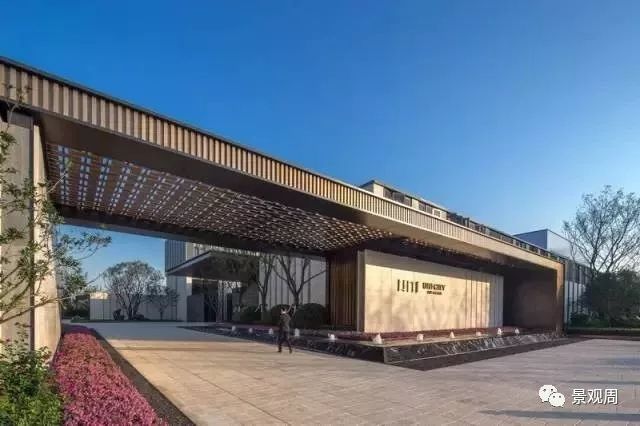 ‘太阳成集团tyc7111cc’砸死七旬老伯的5名香港暴徒落网 最小只有15岁(图)(图2) 太阳成集团tyc7111cc